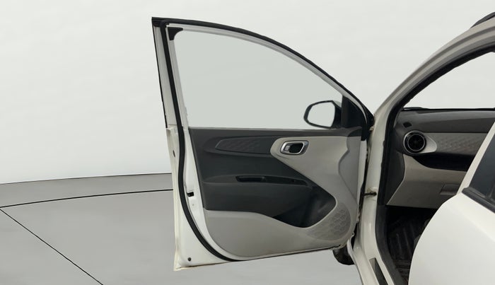 2022 Hyundai GRAND I10 NIOS SPORTZ 1.2 KAPPA VTVT CNG, CNG, Manual, 84,030 km, LHS Front Door