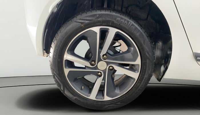 2022 Tata ALTROZ XZ PLUS DIESEL, Diesel, Manual, 60,339 km, Right Rear Wheel