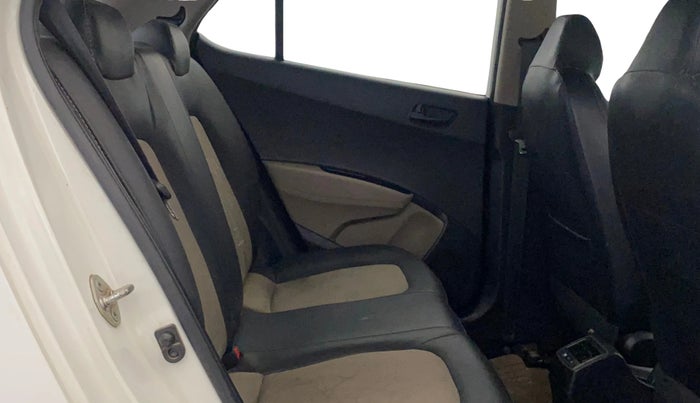 2014 Hyundai Grand i10 MAGNA 1.2 KAPPA VTVT, Petrol, Manual, 34,790 km, Right Side Rear Door Cabin