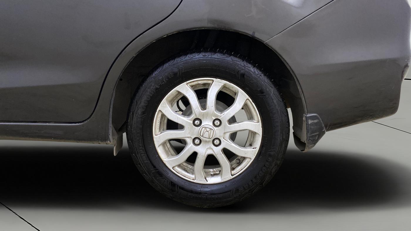 2015 Honda Amaze 1.2L I-VTEC VX, Petrol, Manual, 97,927 km, Left Rear Wheel