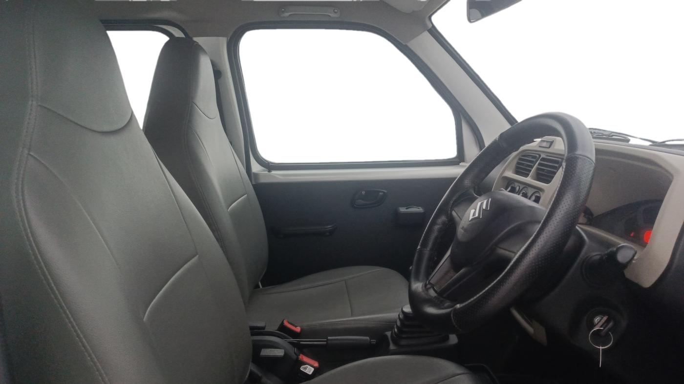 2022 Maruti Eeco 7 STR STD 1.2, Petrol, Manual, 34,983 km, Right Side Front Door Cabin