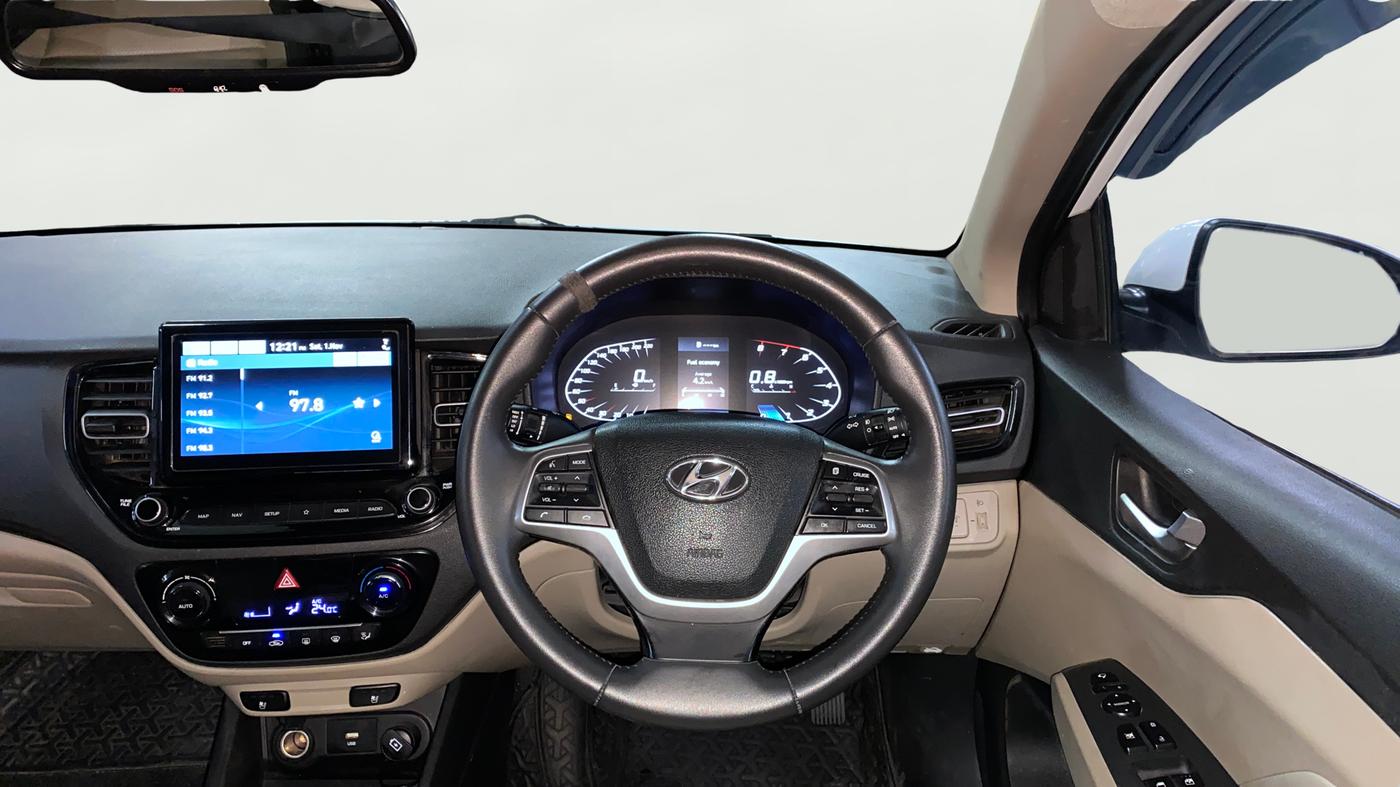 2022 Hyundai Verna SX (O)1.5 VTVT, Petrol, Manual, 45,558 km, Steering Wheel Close Up
