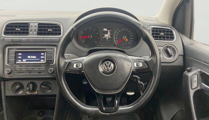2018 Volkswagen Polo COMFORTLINE 1.0L MPI, Petrol, Manual, 1,26,359 km, Steering Wheel Close Up