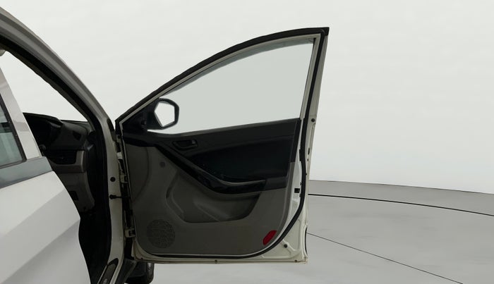 2020 Tata NEXON XM PETROL, Petrol, Manual, 56,882 km, RHS Front Door