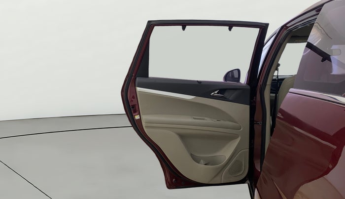 2018 Mahindra MARAZZO M8 7 STR, Diesel, Manual, 78,514 km, LHS Rear Door