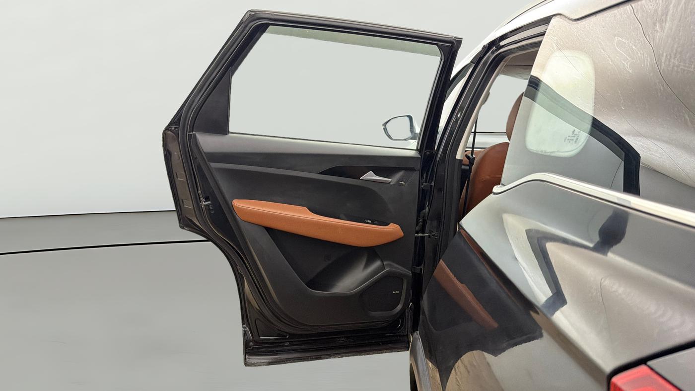 2021 MG HECTOR PLUS SMART 1.5 PETROL TURBO DCT 6-STR, Petrol, Automatic, 82,410 km, LHS Rear Door