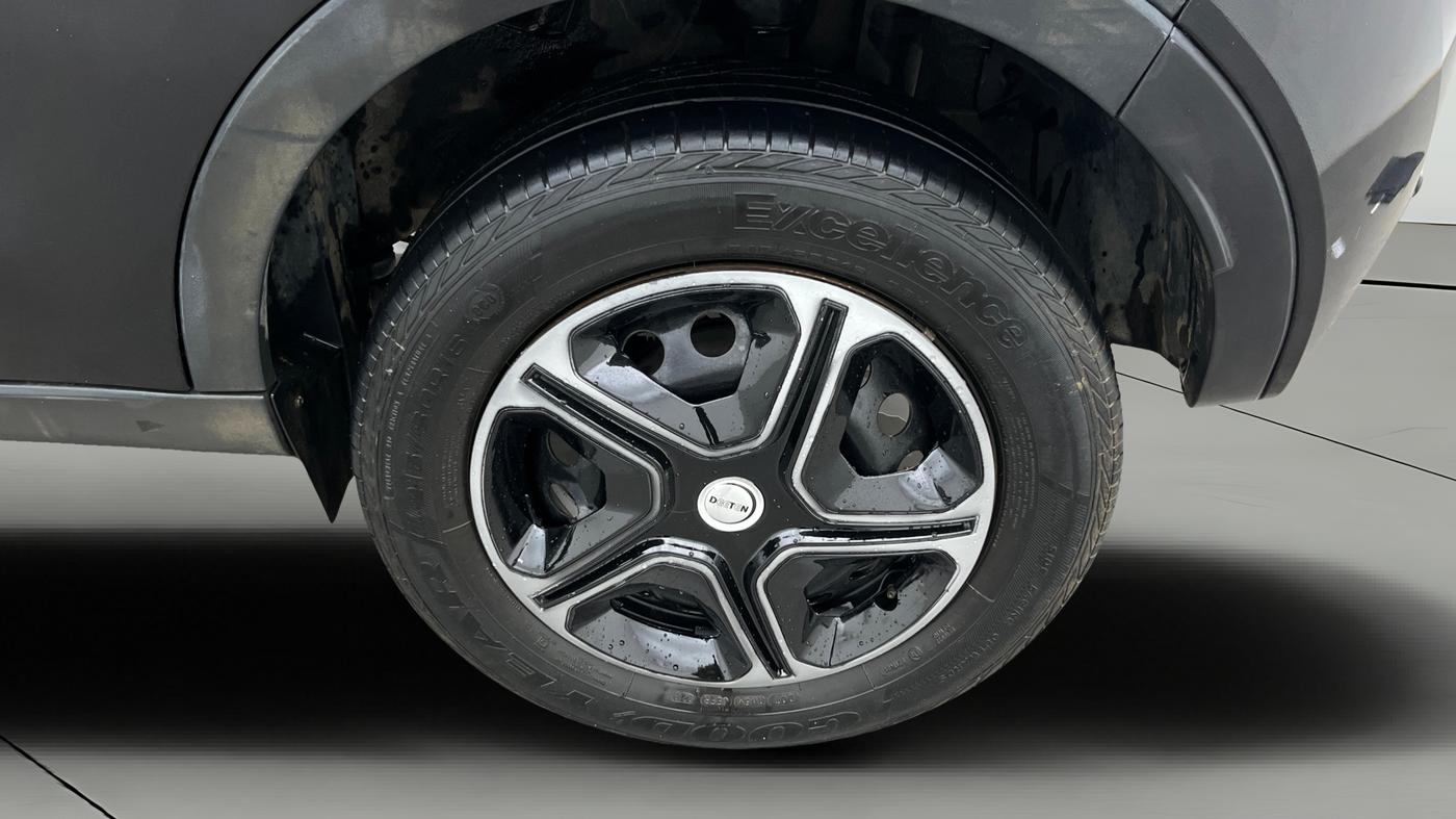 2019 Tata NEXON KRAZ PLUS AMT PETROL, Petrol, Automatic, 29,883 km, Left Rear Wheel
