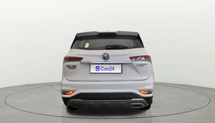 2020 MG HECTOR PLUS SHARP 1.5 PETROL TURBO DCT 6-STR, Petrol, Automatic, 65,948 km, Back/Rear