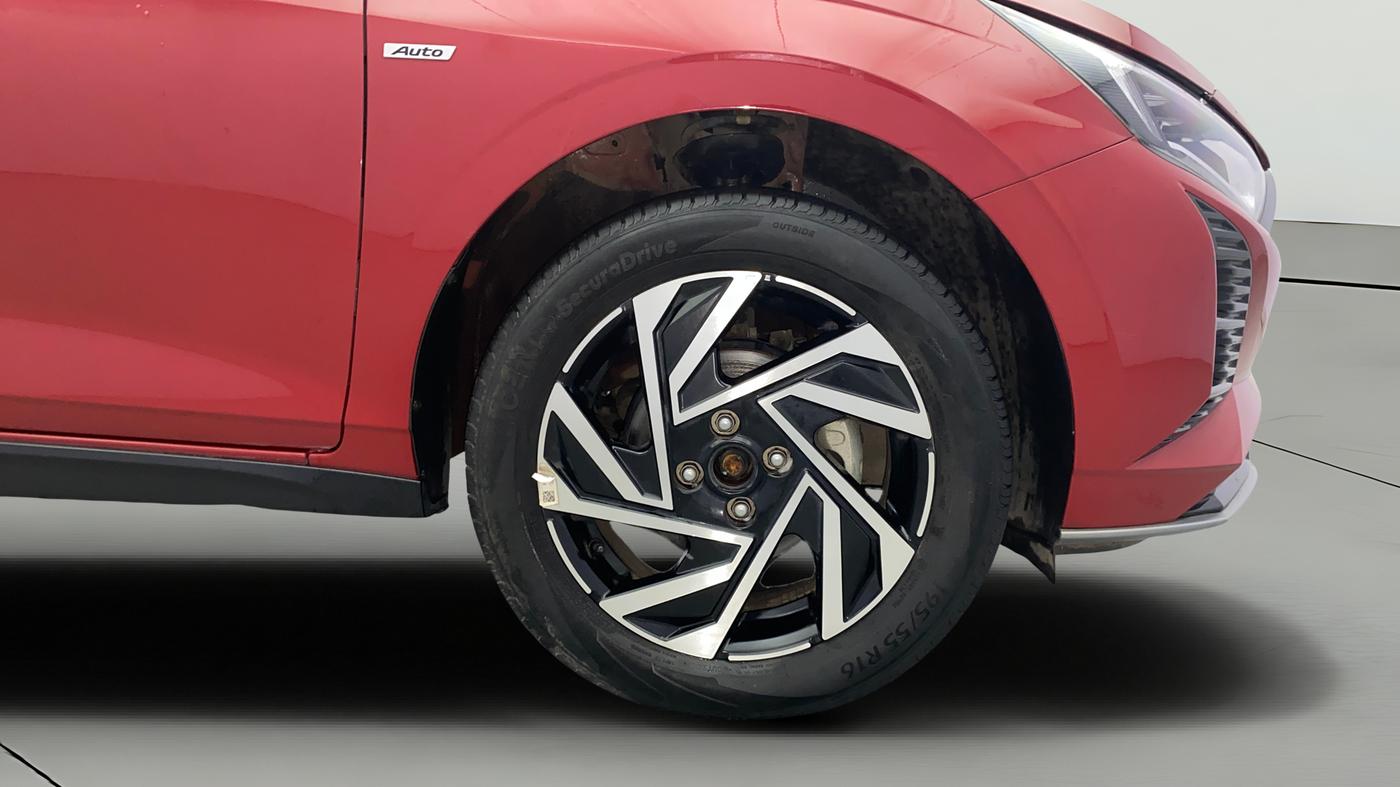 2023 Hyundai NEW I20 ASTA (O) 1.2 IVT, Petrol, Automatic, 14,662 km, Right Front Wheel
