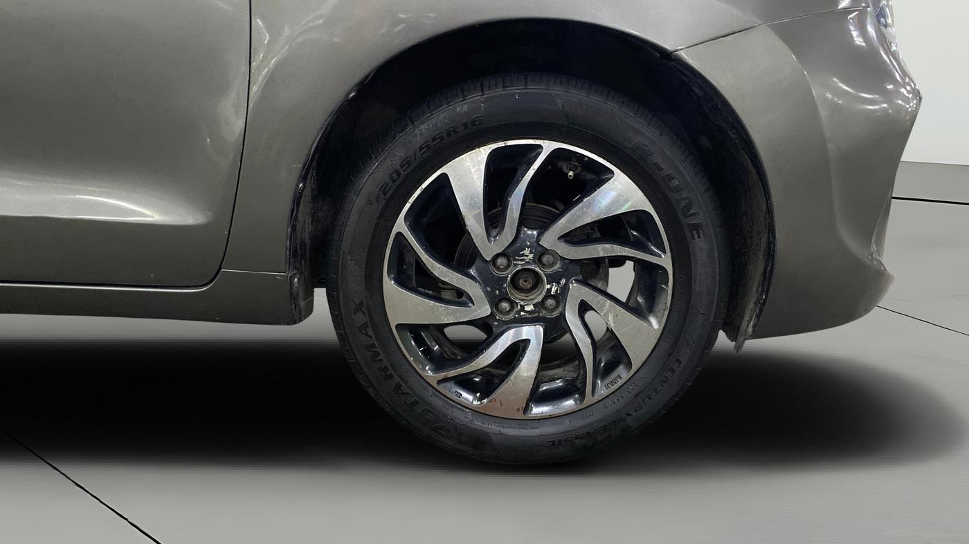 2019 Maruti Baleno DELTA PETROL 1.2, Petrol, Manual, 82,944 km, Right Front Wheel