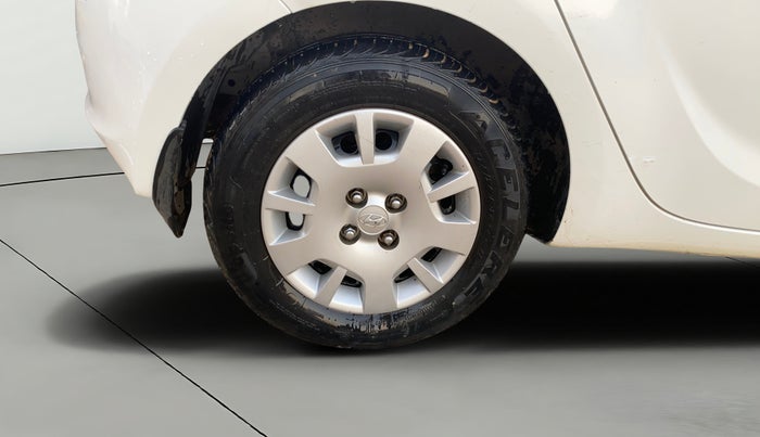 2013 Hyundai i20 MAGNA (O) 1.2, Petrol, Manual, 96,014 km, Right Rear Wheel