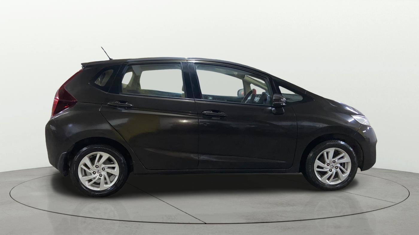 2017 Honda Jazz 1.2L I-VTEC V, CNG, Manual, 64,946 km, Right Side View