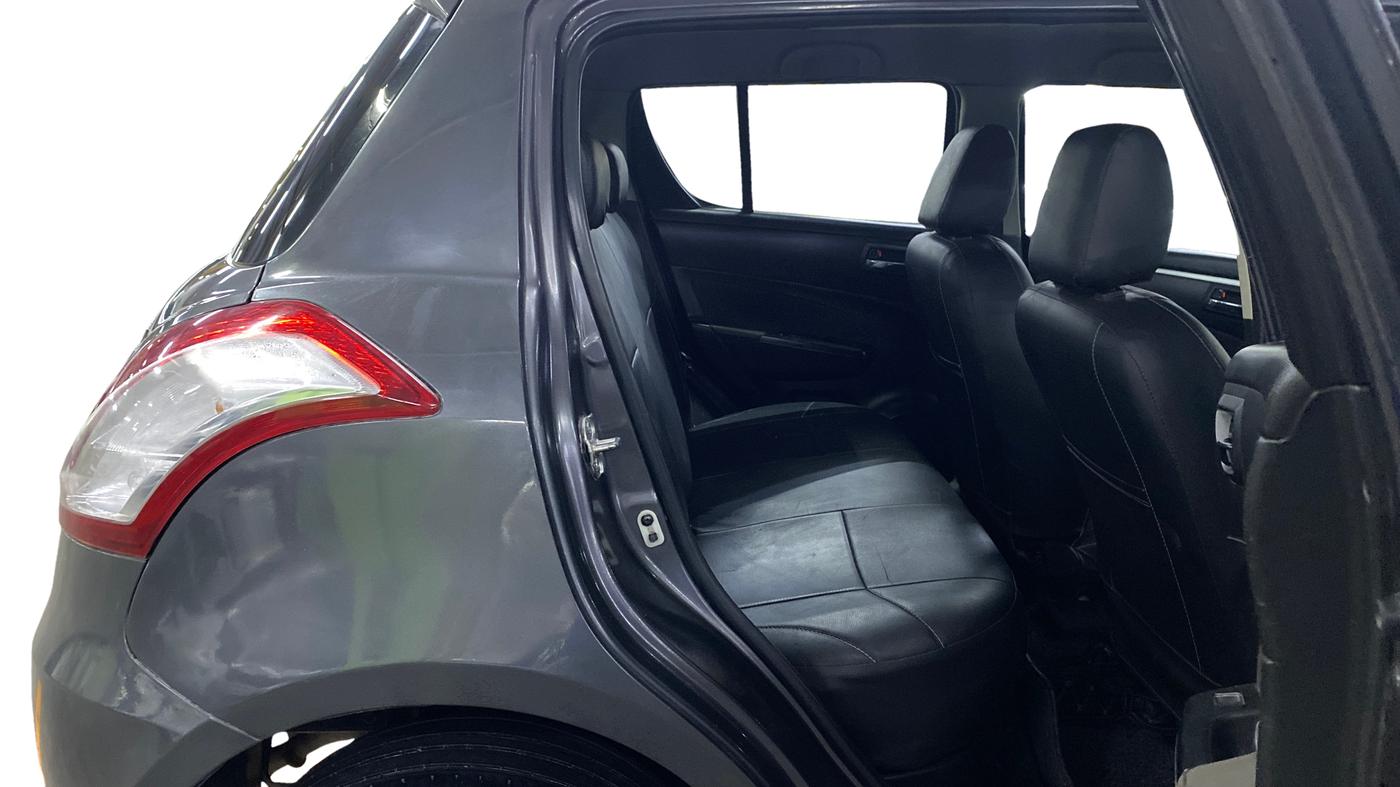 2017 Maruti Swift VXI, Petrol, Manual, 89,606 km, Right Side Rear Door Cabin