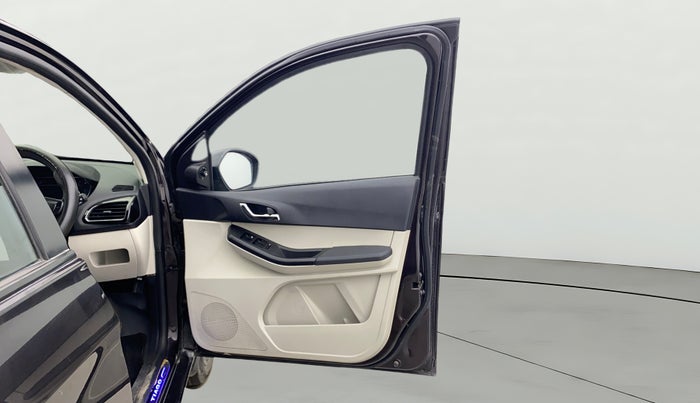 2022 Tata Tiago XZA PLUS PETROL, Petrol, Automatic, 44,447 km, RHS Front Door