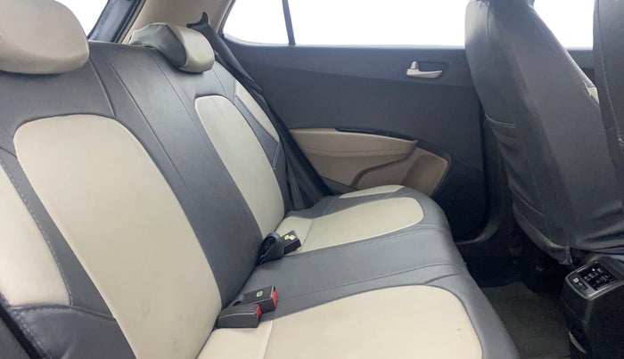 2016 Hyundai Grand i10 ASTA (O) 1.2 KAPPA VTVT, Petrol, Manual, 43,970 km, Right Side Rear Door Cabin