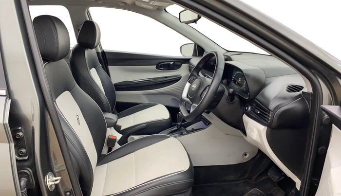 2023 Hyundai NEW I20 ASTA (O) 1.2 IVT, Petrol, Automatic, 11,135 km, Right Side Front Door Cabin