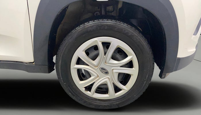 2018 Mahindra KUV 100 NXT K4+ P 6 STR, Petrol, Manual, 22,715 km, Right Front Wheel