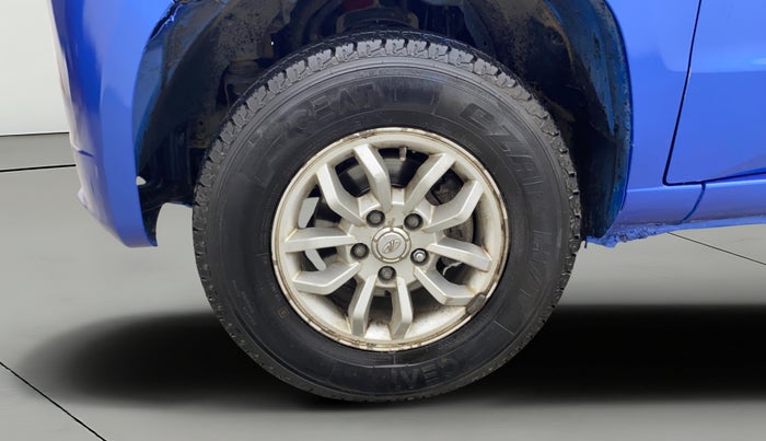 2016 Mahindra TUV300 T8, Diesel, Manual, 89,304 km, Left Front Wheel