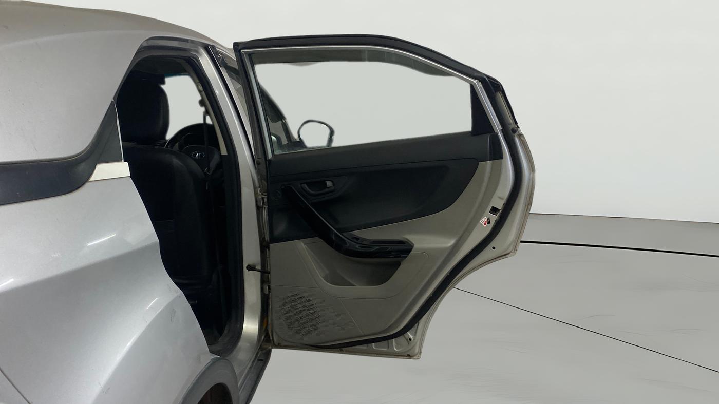 2018 Tata NEXON XMA PETROL, Petrol, Automatic, 39,201 km, RHS Rear Door
