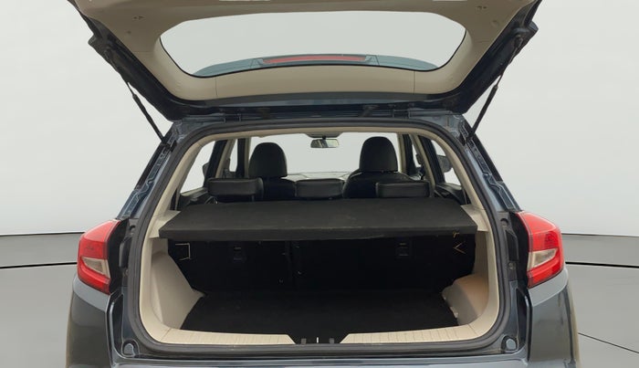 2021 Mahindra XUV300 W8 1.2 PETROL, Petrol, Manual, 52,390 km, Boot Open Zoomed View