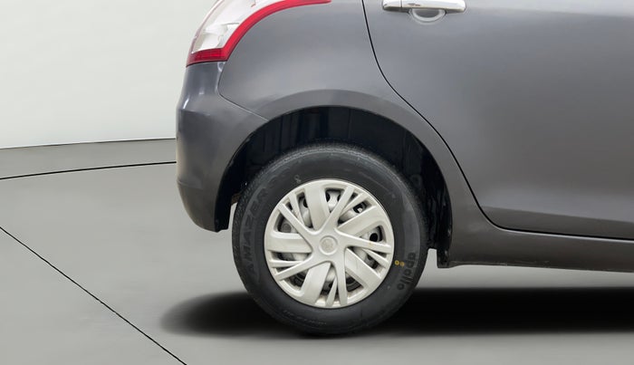2016 Maruti Swift LXI (O), Petrol, Manual, 62,241 km, Right Rear Wheel