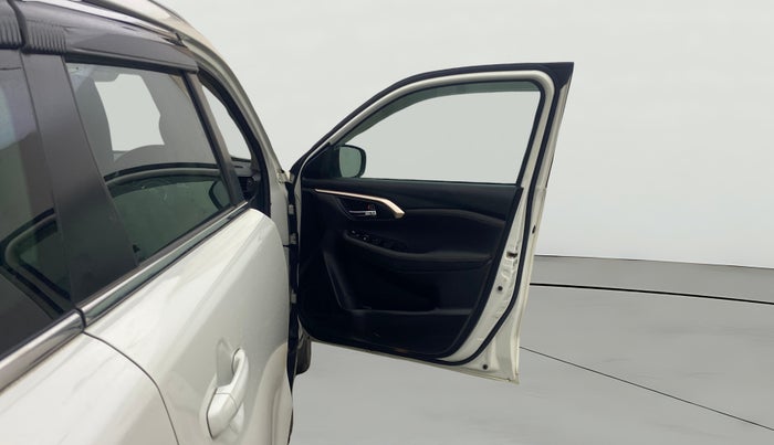 2023 Maruti Grand Vitara ALPHA PLUS HYBRID ECVT, Hybrid, Automatic, 74,240 km, RHS Front Door