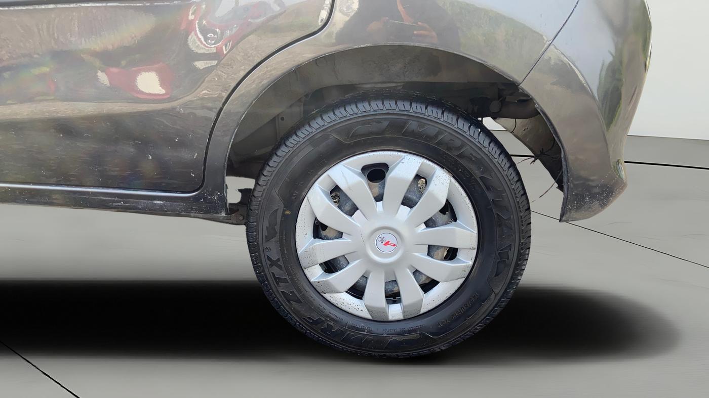 2014 Maruti Alto 800 LXI, Petrol, Manual, 94,527 km, Left Rear Wheel