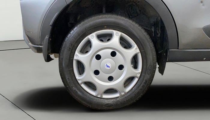 2021 Tata NEXON XM SUNROOF PETROL, Petrol, Manual, 35,232 km, Right Rear Wheel