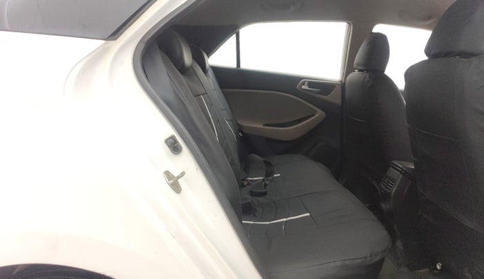 2018 Hyundai Elite i20 ASTA 1.2 (O), CNG, Manual, 92,079 km, Right Side Rear Door Cabin