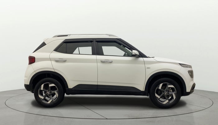 2019 Hyundai VENUE SX PLUS 1.0 TURBO DCT, Petrol, Automatic, 50,117 km, Right Side View