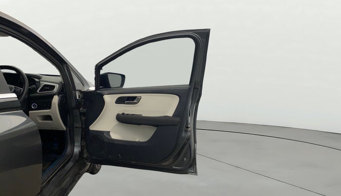 2023 Tata ALTROZ XZ + SUNROOF, Petrol, Manual, 8,013 km, RHS Front Door