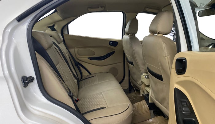 2016 Ford Figo Aspire TITANIUM 1.2 PETROL, Petrol, Manual, 82,266 km, Right Side Rear Door Cabin