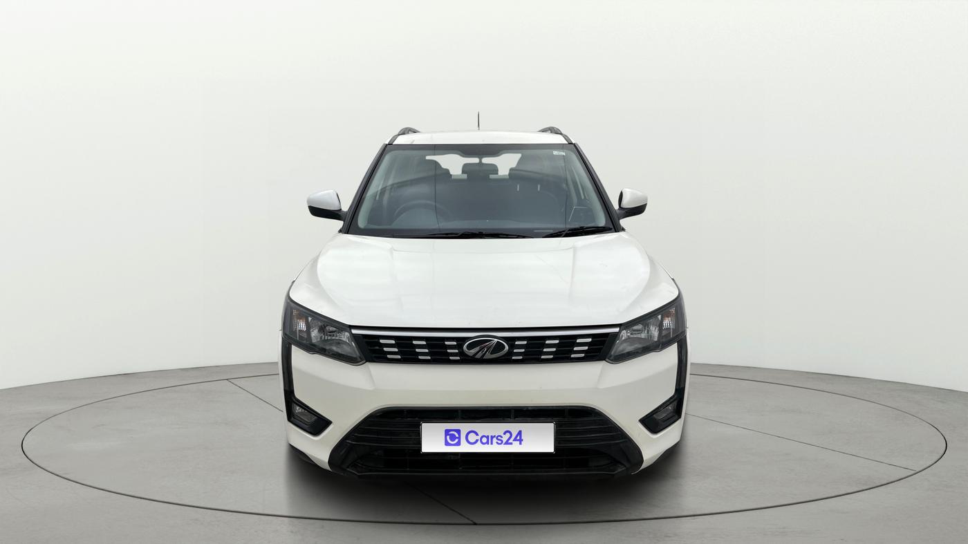 2019 Mahindra XUV300 W6 1.5 DIESEL, Diesel, Manual, 61,041 km, Front