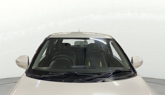 2015 Maruti Swift VXI, Petrol, Manual, 68,345 km, Front Windshield