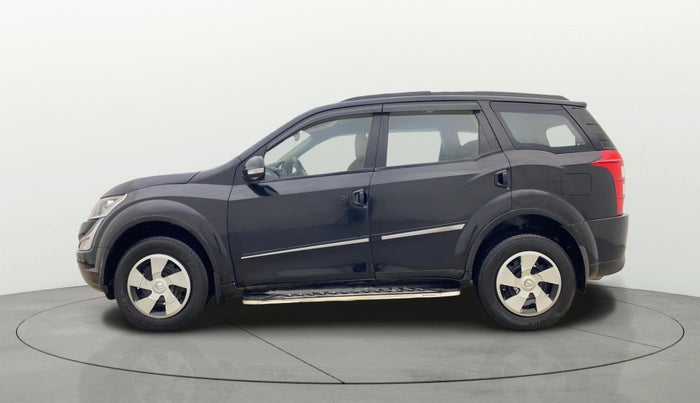 2017 Mahindra XUV500 W6, Diesel, Manual, 76,882 km, Left Side