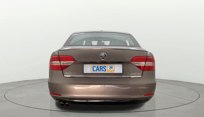 2014 Skoda Superb ELEGANCE 1.8 TSI AT, Petrol, Automatic, 74,204 km, Back/Rear