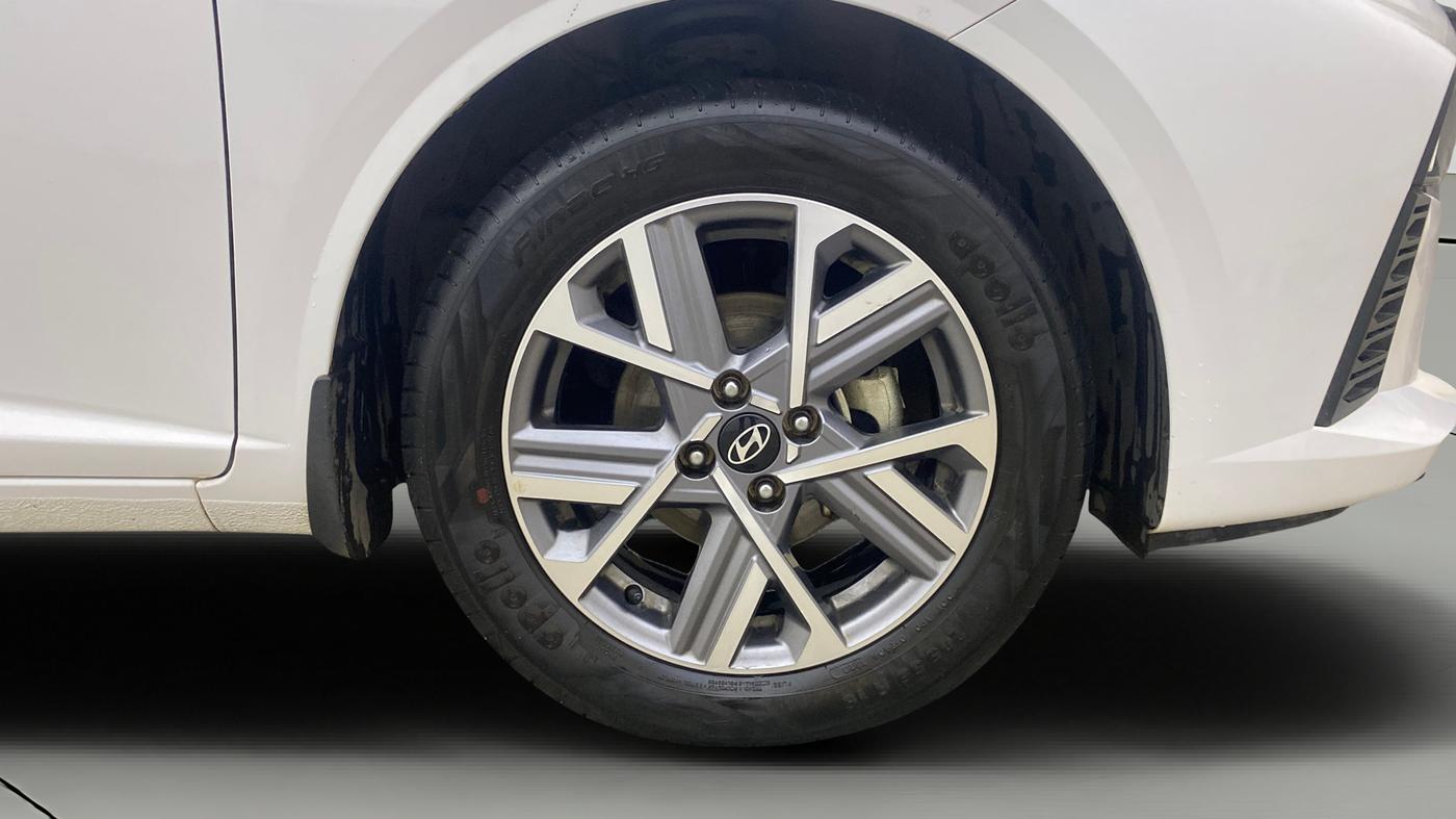 2023 Hyundai Verna SX (O)1.5 VTVT, Petrol, Manual, 24,791 km, Right Front Wheel