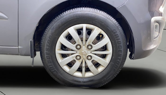 2013 Hyundai i10 SPORTZ 1.2, Petrol, Manual, 1,03,373 km, Right Front Wheel