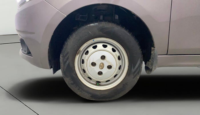 2017 Tata Tiago XM PETROL, Petrol, Manual, 79,649 km, Left Front Wheel