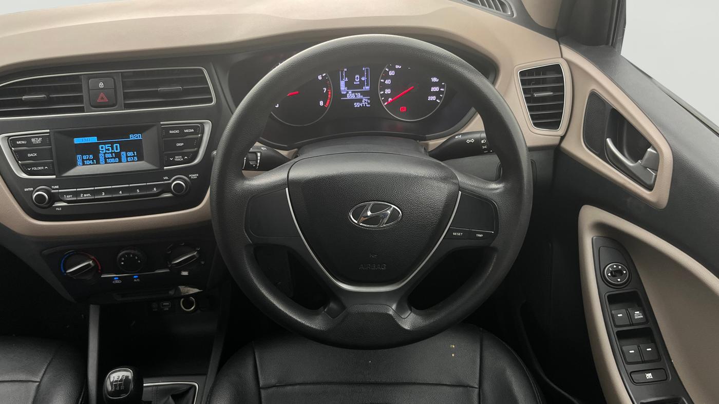 2018 Hyundai Elite i20 MAGNA EXECUTIVE 1.2, Petrol, Manual, 55,426 km, Steering Wheel Close Up