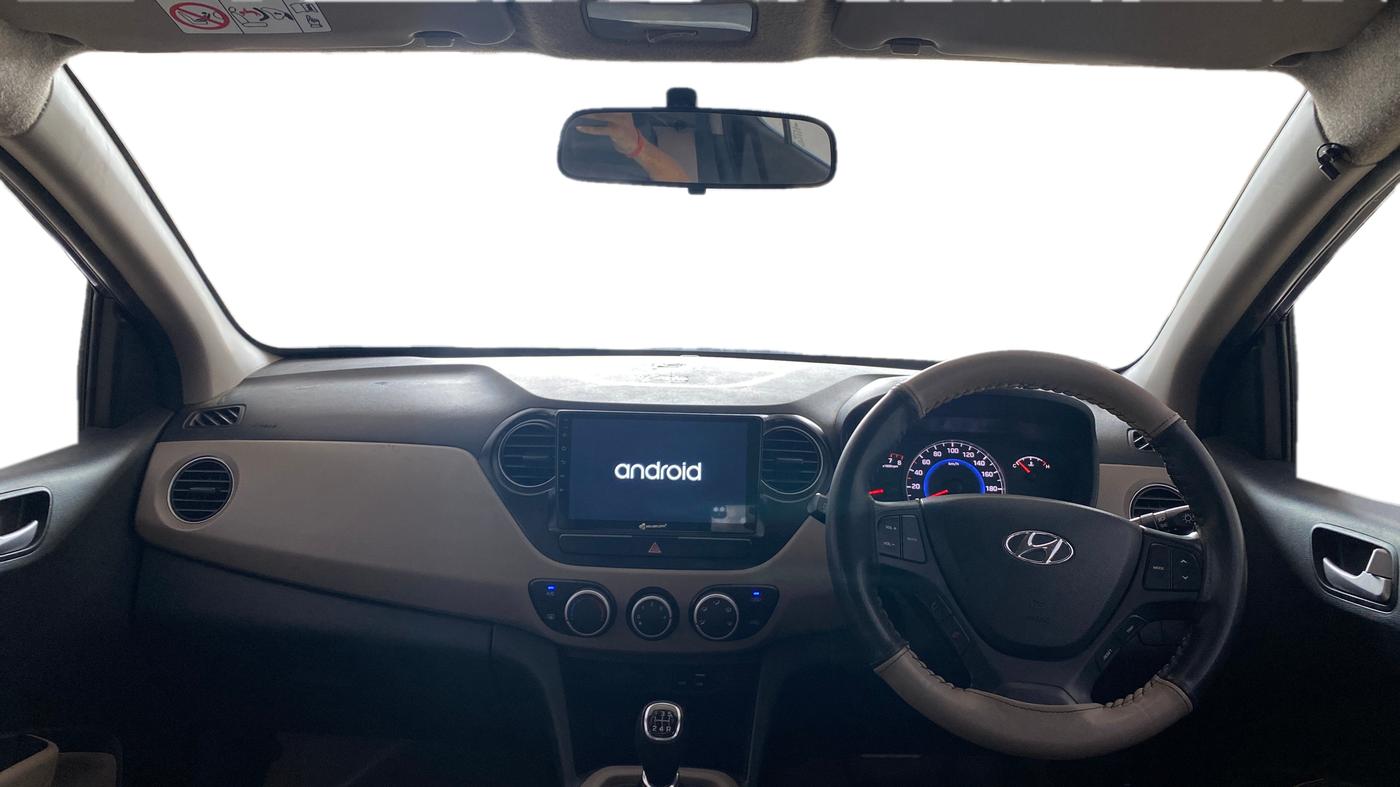 2016 Hyundai Grand i10 ASTA (O) 1.2 KAPPA VTVT, Petrol, Manual, 35,031 km, Dashboard