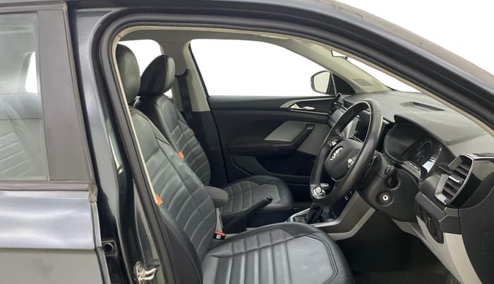 2022 Skoda KUSHAQ AMBITION 1.0L TSI AT, Petrol, Automatic, 75,373 km, Right Side Front Door Cabin