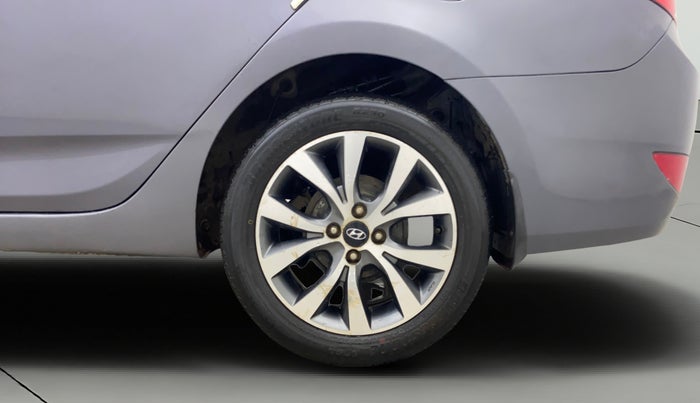 2015 Hyundai Verna FLUIDIC 4S 1.6 VTVT S(O), Petrol, Manual, 1,42,985 km, Left Rear Wheel