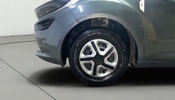 2023 Tata ALTROZ XE CNG, CNG, Manual, 67,775 km, Left Front Wheel