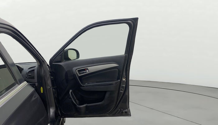 2018 Maruti Vitara Brezza ZDI, Diesel, Manual, 85,198 km, RHS Front Door