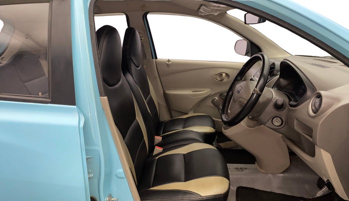 2014 Datsun Go T, Petrol, Manual, 74,445 km, Right Side Front Door Cabin