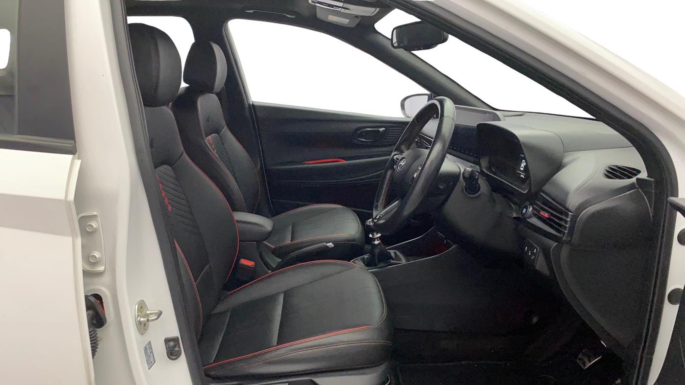 2021 Hyundai NEW I20 N LINE N8 1.0 TURBO GDI IMT DUAL TONE, Petrol, Manual, 33,856 km, Right Side Front Door Cabin