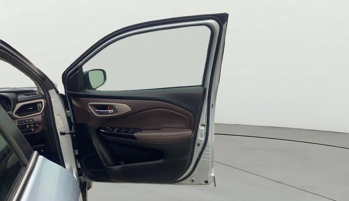 2024 Toyota Urban Cruiser Taisor V 1.0 Petrol MT, Petrol, Manual, 21,390 km, RHS Front Door