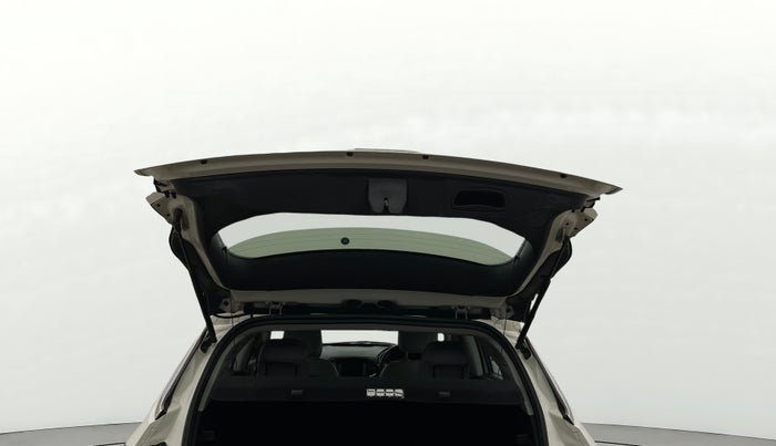 2017 Jeep Compass LIMITED 1.4 PETROL AT, Petrol, Automatic, 61,291 km, Boot Door Open