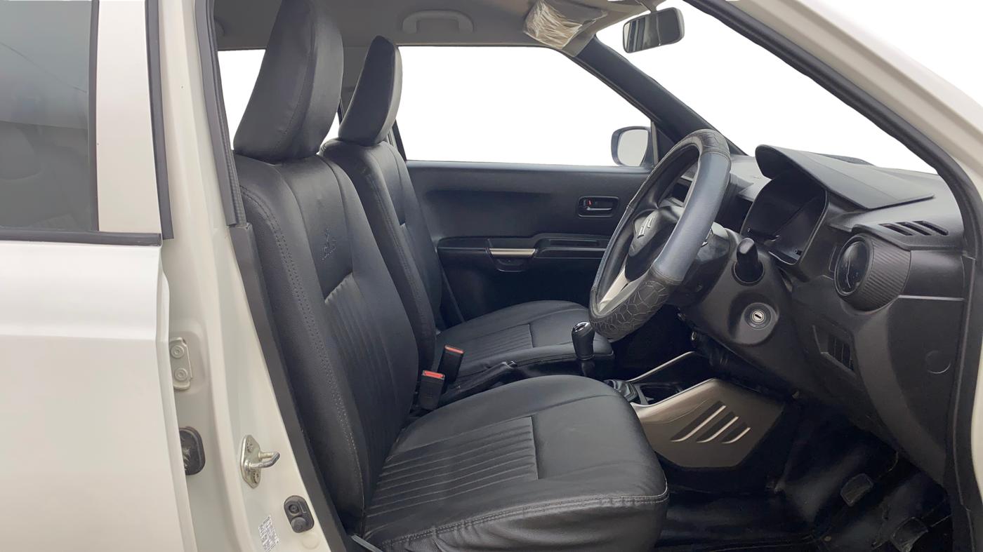 2017 Maruti IGNIS SIGMA 1.2, Petrol, Manual, 86,133 km, Right Side Front Door Cabin